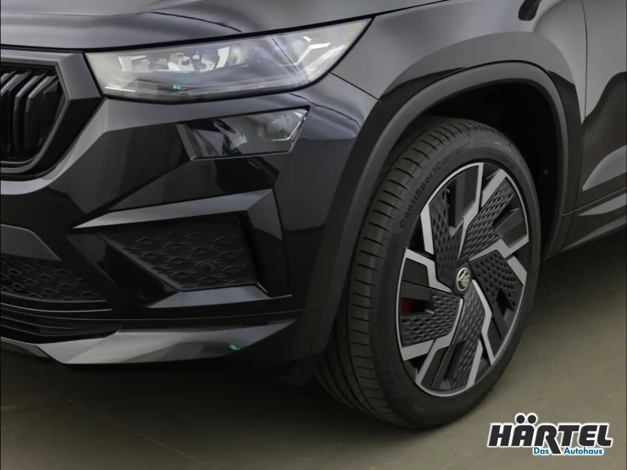 Skoda Kodiaq RS 4X4 2.0 TSI DSG (+ACC-RADAR) Bluetooth — Vehicle gallery 4