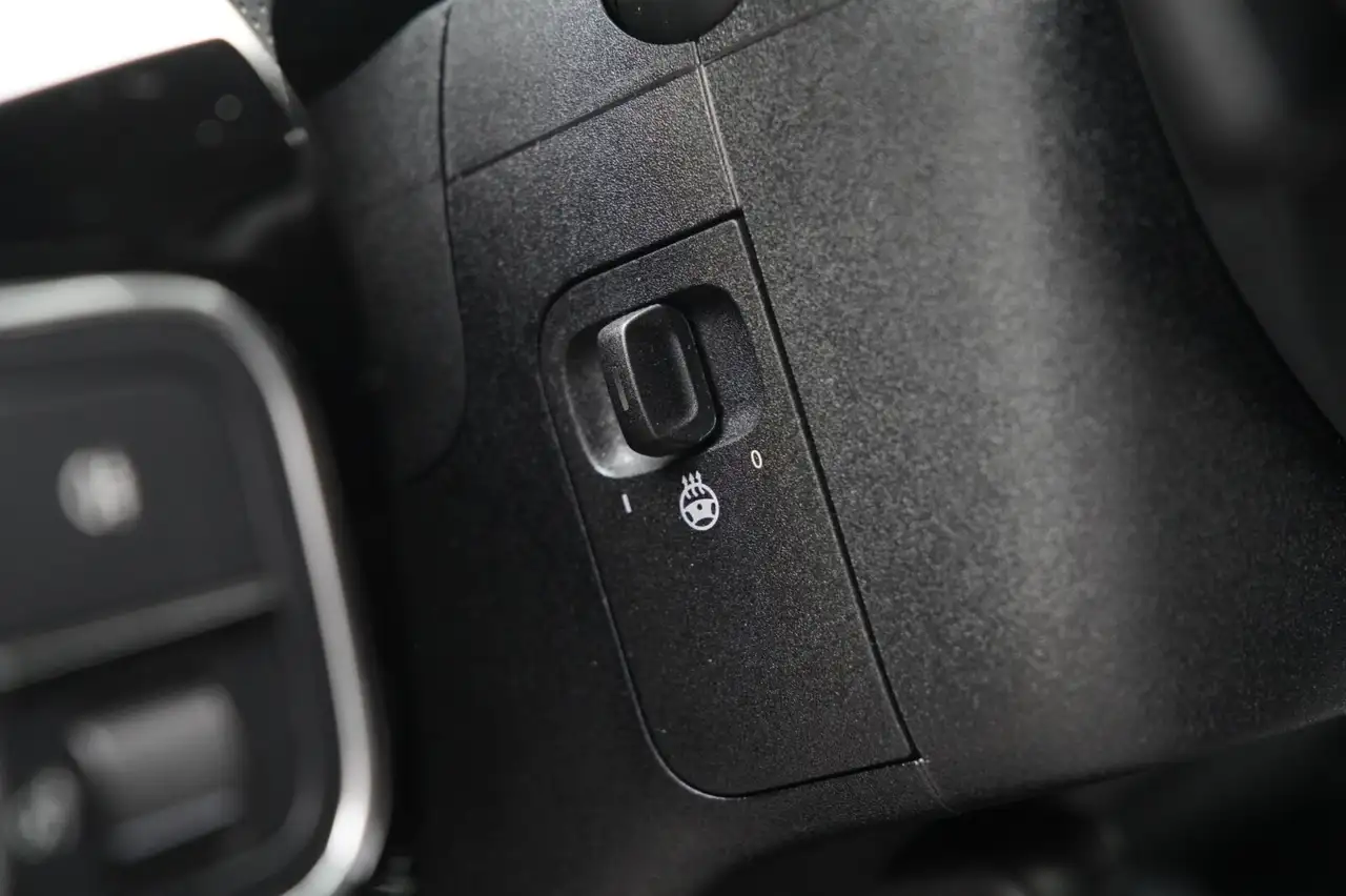 Mercedes-Benz A 250 A 250 e Kompaktlimousine Progressive Park-Paket Keyless — Vehicle gallery 20