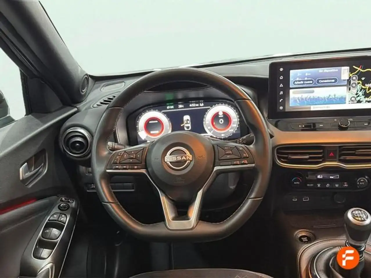 Nissan Juke DIG-T 84 kW (114 CV) 6M/T N-Connecta — Vehicle gallery 9