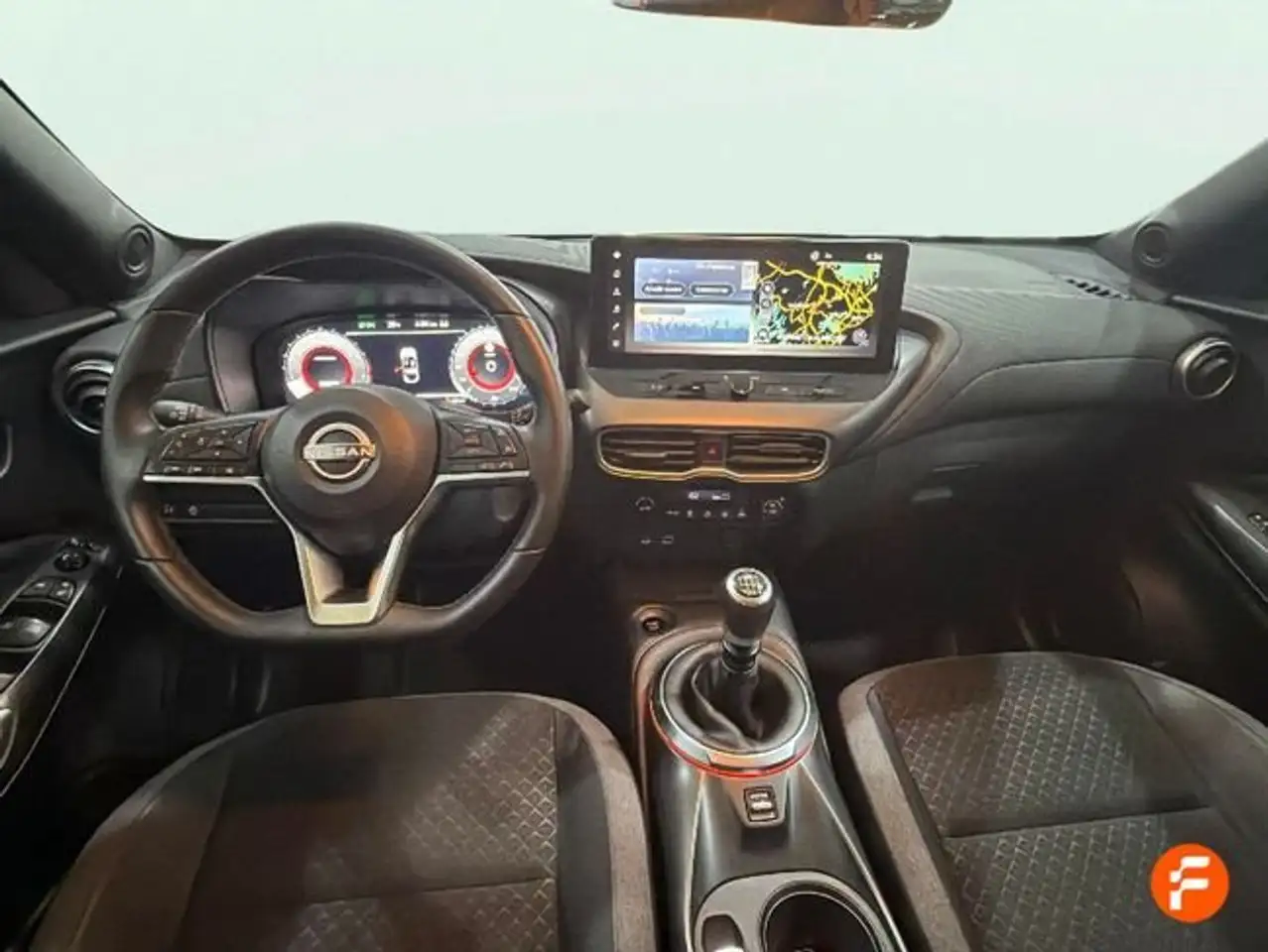 Nissan Juke DIG-T 84 kW (114 CV) 6M/T N-Connecta — Vehicle gallery 15