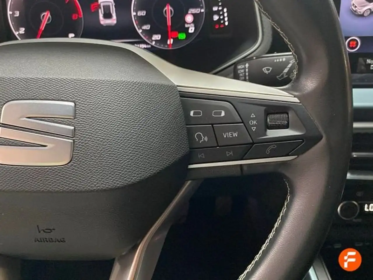SEAT Arona 1.5 EcoTSI S&S Special Edition DSG7 150 — Vehicle gallery 12