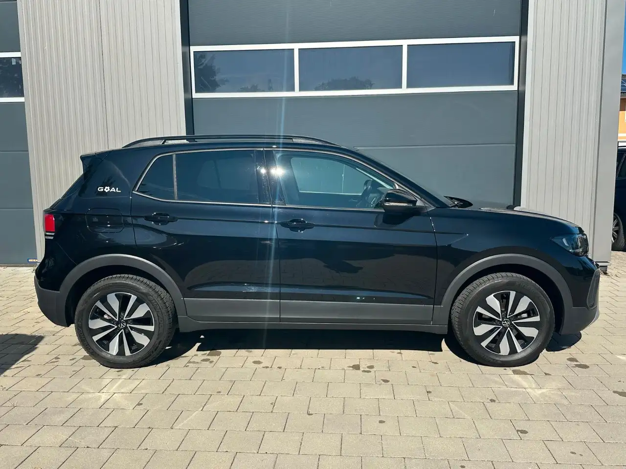 Volkswagen T-Cross 1,0 TSI Goal - DSG; NAVI; KAMERA; SHZ — معرض صور السيارة 9