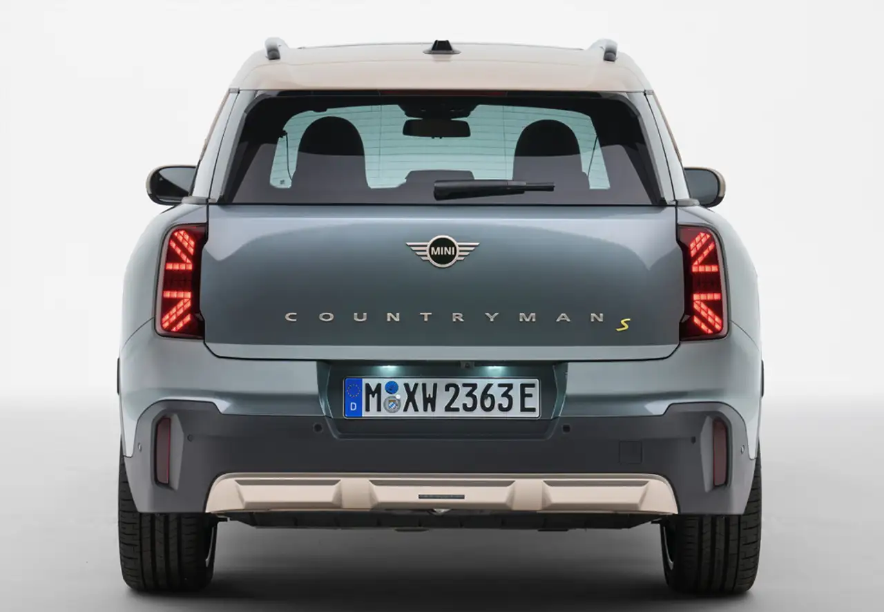 MINI One D Countryman Essential — Galería del vehículo 28