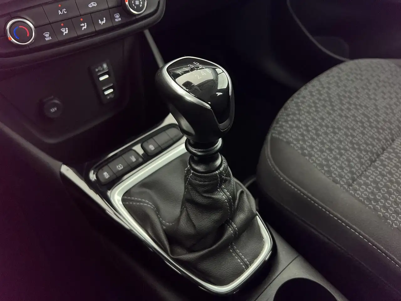Opel Crossland Enjoy 1.2*NAVI*KLIMA*DAB*uvm — معرض صور السيارة 13
