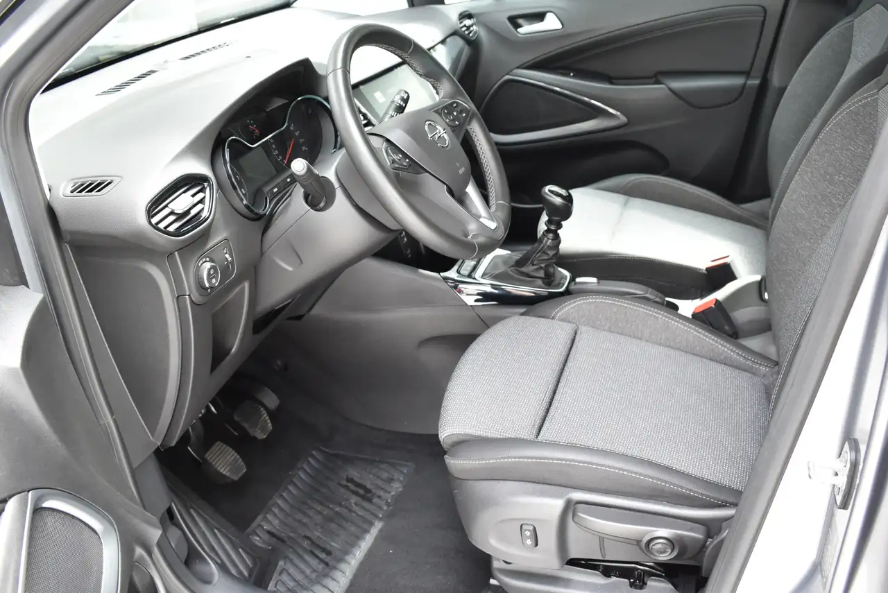 Opel Crossland Elegance NAVI Kamera LED AGR Sitz DAB+ — معرض صور السيارة 4