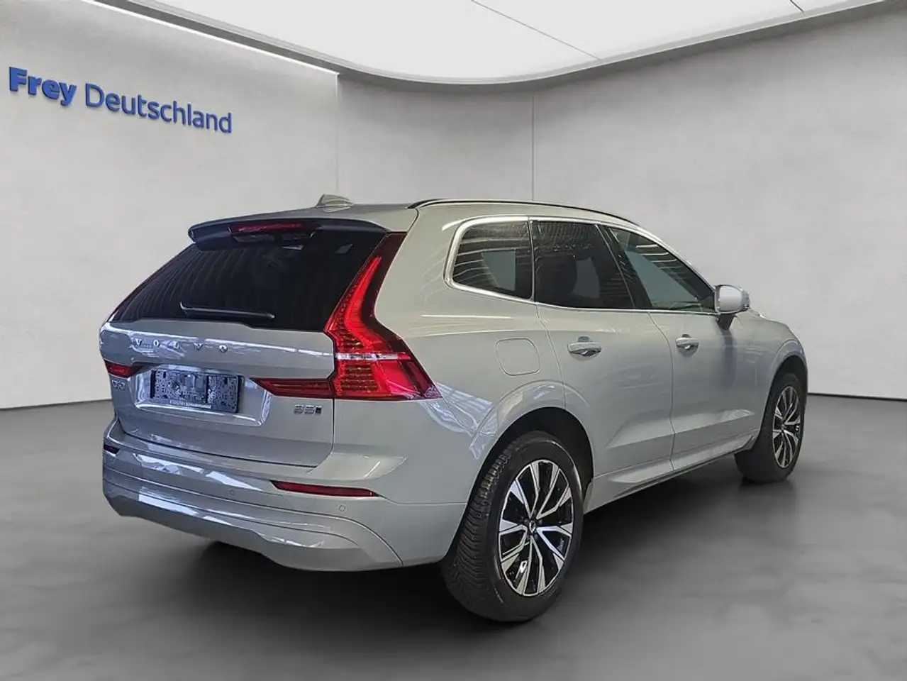 Volvo XC60 XC60 B5 B AWD Core — Vehicle gallery 4