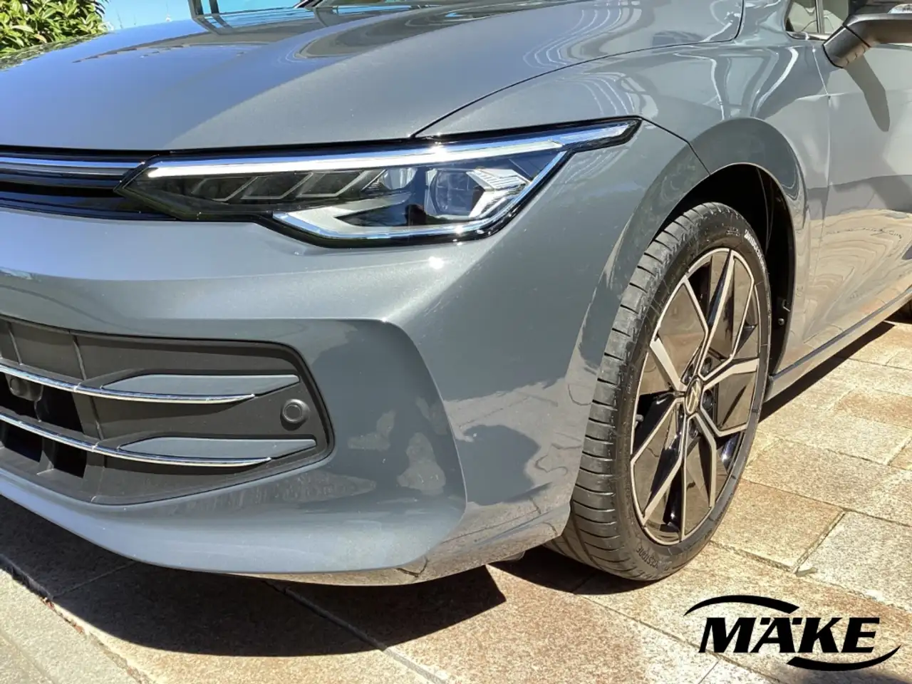 Volkswagen Golf Edition 50 1.5 eTSI DSG HUD AHZV DCC RFK PD — معرض صور السيارة 3