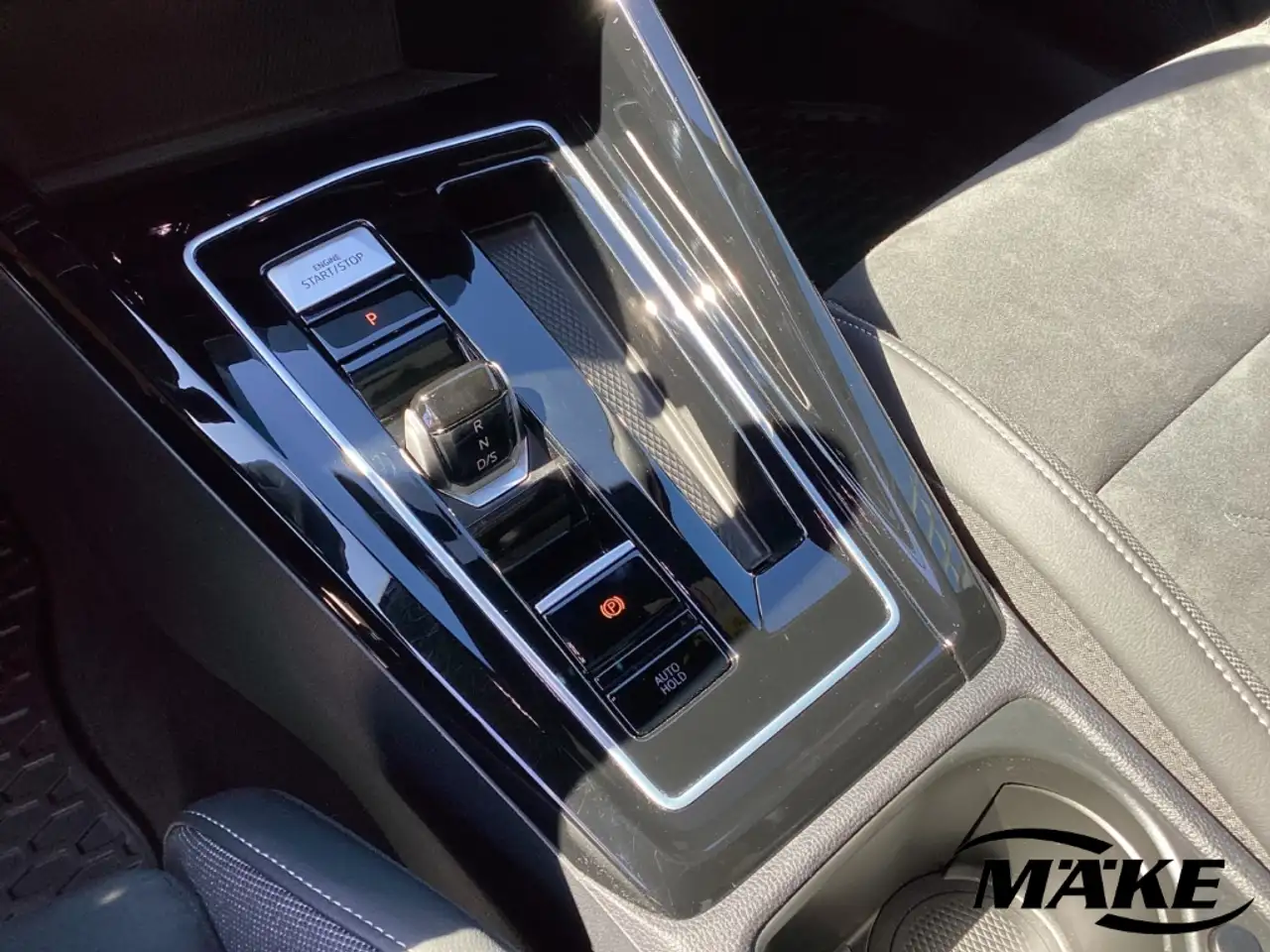 Volkswagen Golf Edition 50 1.5 eTSI DSG HUD AHZV DCC RFK PD — معرض صور السيارة 13