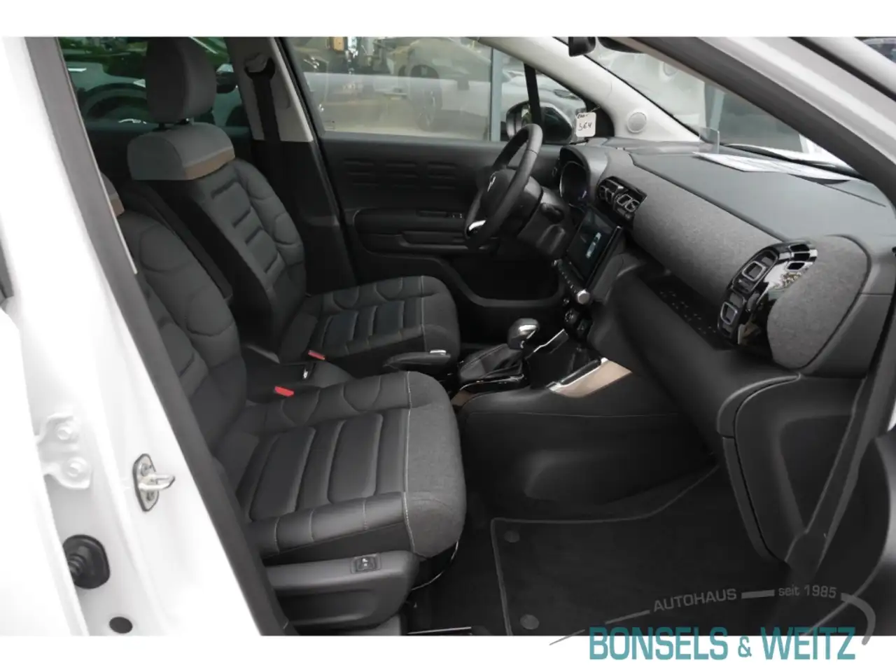 Citroen C3 Aircross Max PT 130 EAT MAX — Galerie du véhicule 5