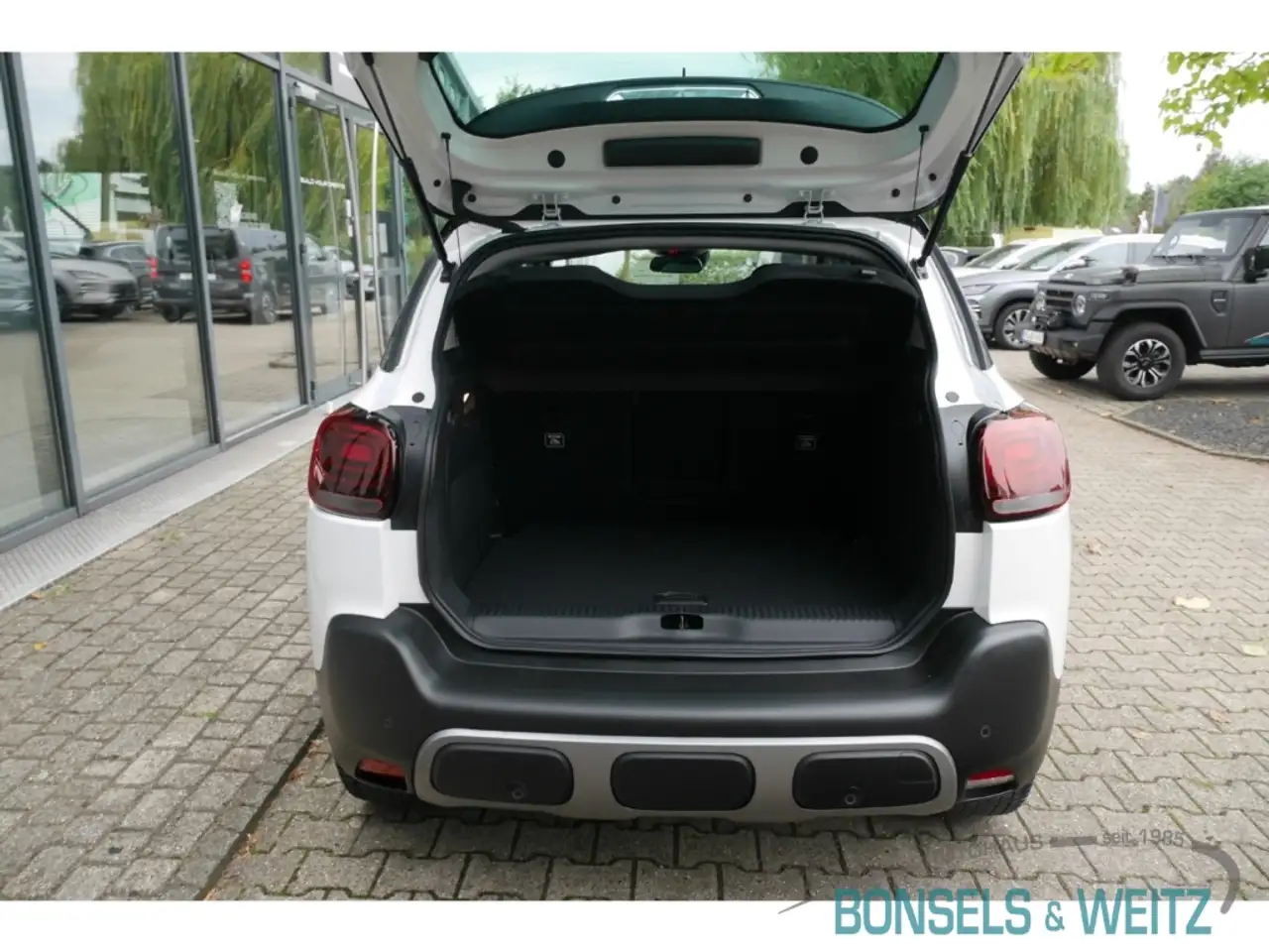 Citroen C3 Aircross Max PT 130 EAT MAX — Galerie du véhicule 10