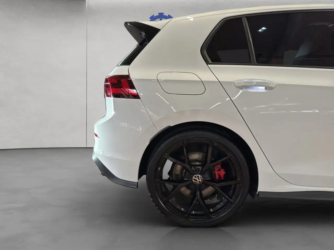 Volkswagen Golf 2.0 TSI DSG GTI Clubsport Pano HUD — معرض صور السيارة 24