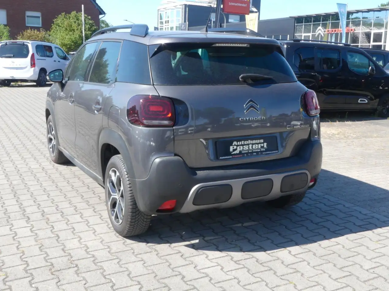 Citroen C3 Aircross PureTech 110 S&S Plus — Galería del vehículo 6