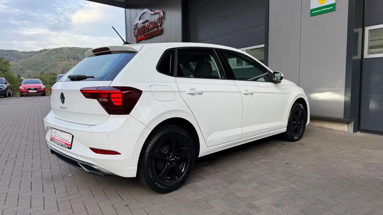 Volkswagen Polo VI Life *Apple CarPlay *DAB *LED *PDC — Galerie du véhicule 12