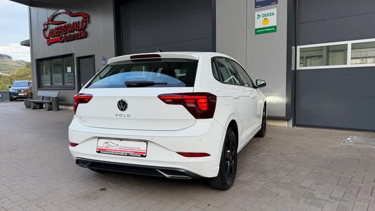 Volkswagen Polo VI Life *Apple CarPlay *DAB *LED *PDC — Galerie du véhicule 11
