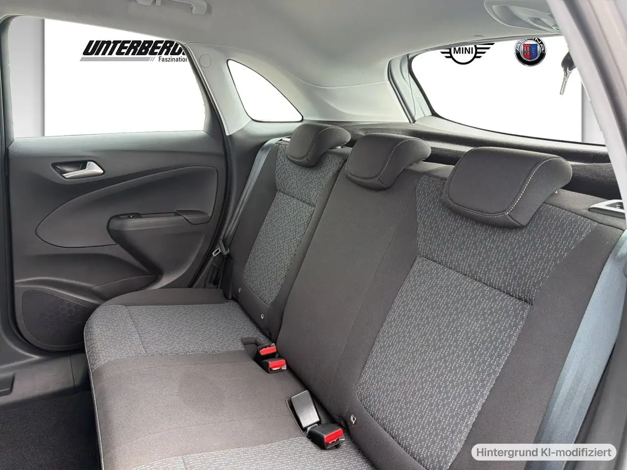 Opel Crossland Enjoy 1.2 Direct Injection Turbo — Galerie du véhicule 11