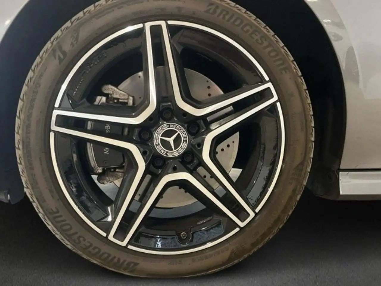 Mercedes-Benz CLA 250 250e 8G-DCT — معرض صور السيارة 5