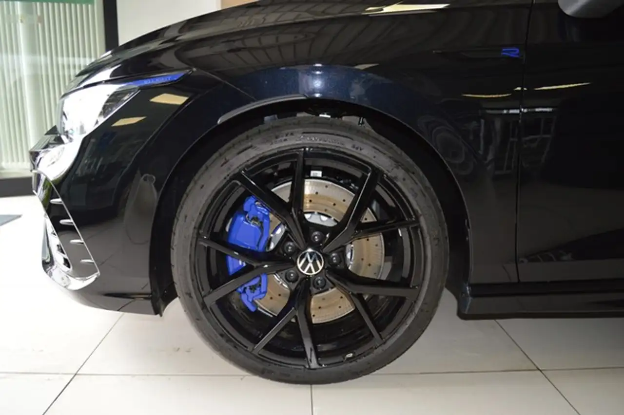 Volkswagen Golf R Performance 2.0 TSI 4MOTION DSG 20 Years Editio... — Galería del vehículo 14