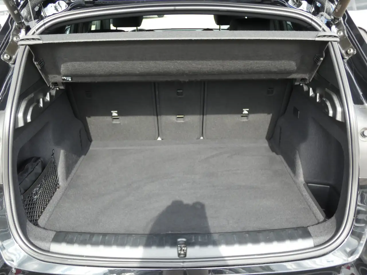 BMW iX1 xDrive30 xLine StHz+StKlima+Navi+Kamera+ACC — Galerie du véhicule 25