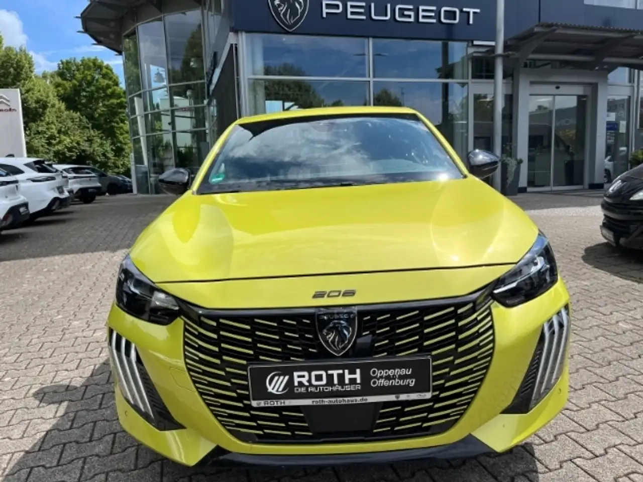 Peugeot 208 Hybrid 136 GT Kamera ACC SHZ Klima Navi — Galería del vehículo 5