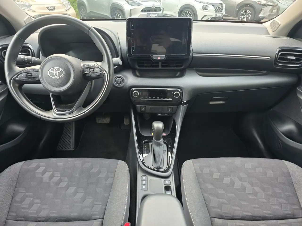 Toyota Yaris Hybrid Team D Safetypaket — معرض صور السيارة 14