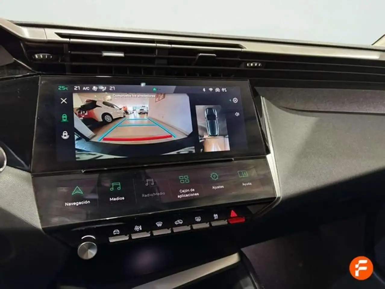 Peugeot 308 1.2 PureTech S&S Allure 130 — Galerie du véhicule 15