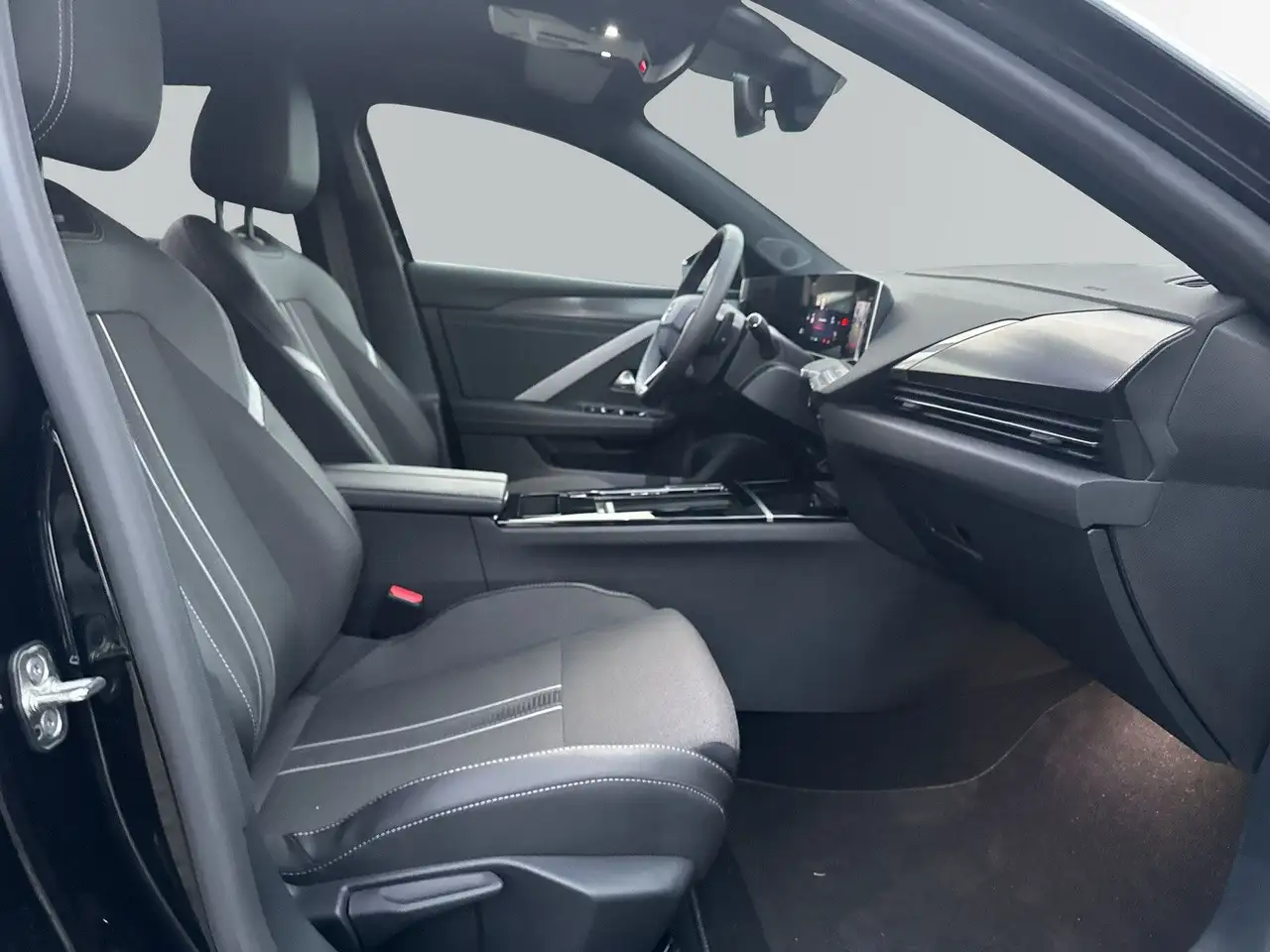 Opel Astra L Sports Tourer GS AT8 *360° *ACC *Sitzhzg — Vehicle gallery 9
