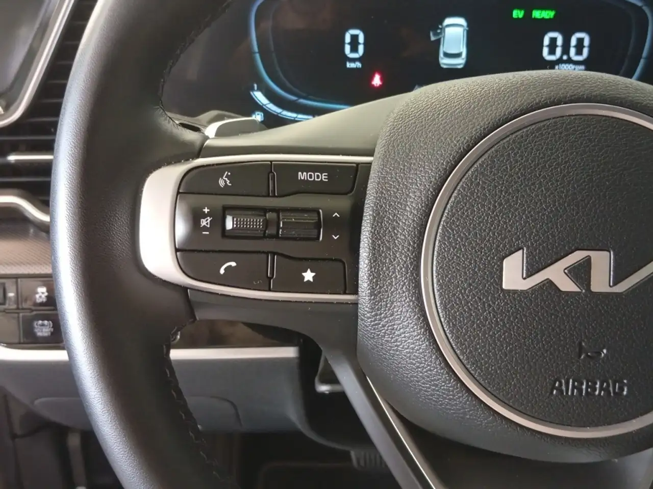 Kia Sportage 1.6 T-GDi HEV Drive 215 — Galerie du véhicule 24