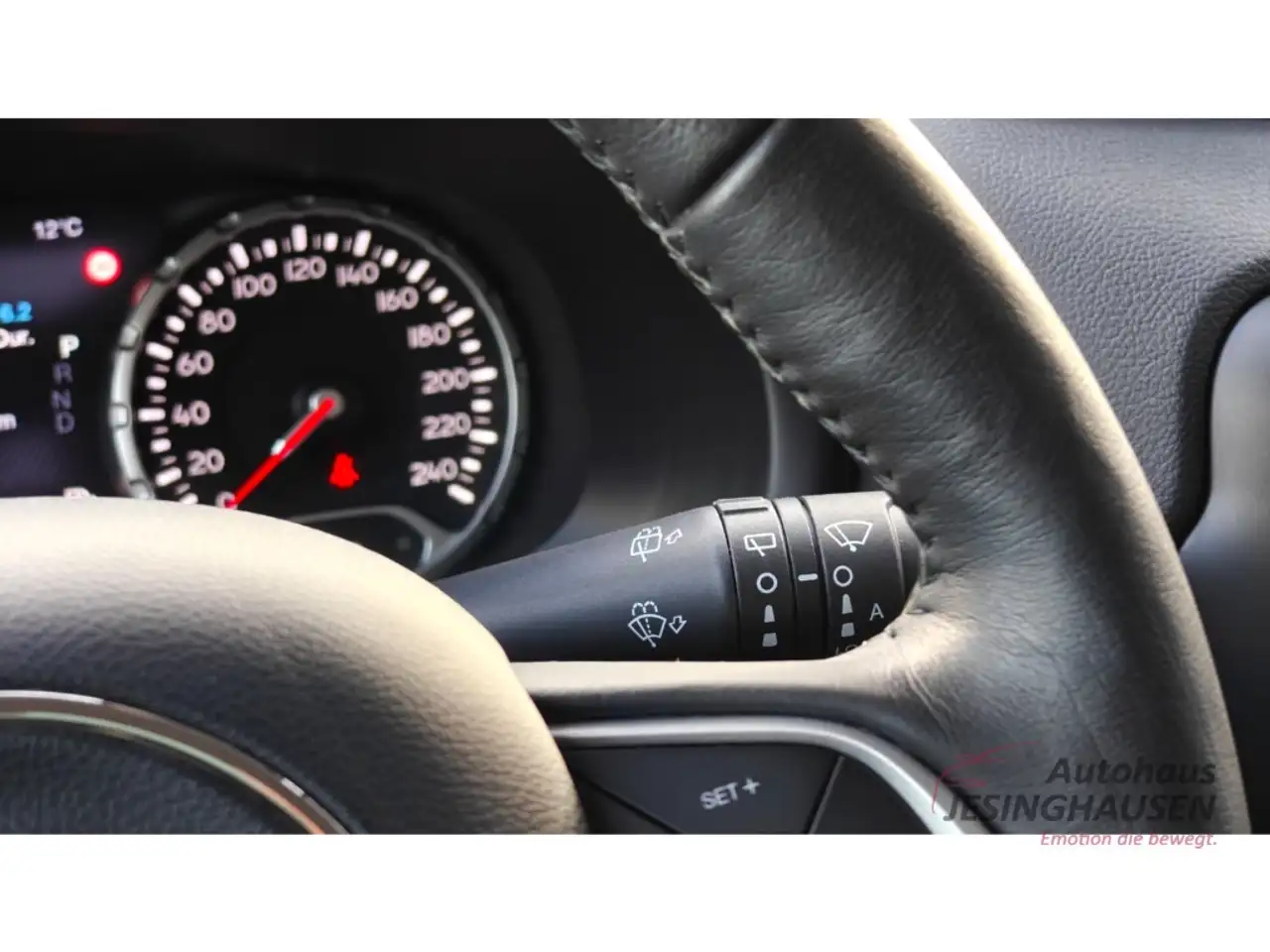 Jeep Renegade Longitude*FWD*Navi*Digitales Cockpit*LED*Blendfrei — Vehicle gallery 22