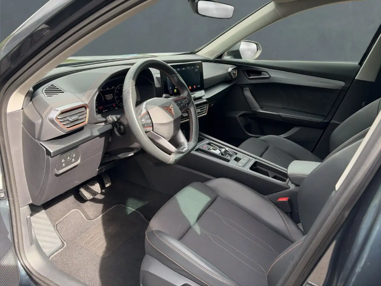 CUPRA Formentor Alufelgen+Klimaautomatik+Parksensoren+Sitzheizung — معرض صور السيارة 9