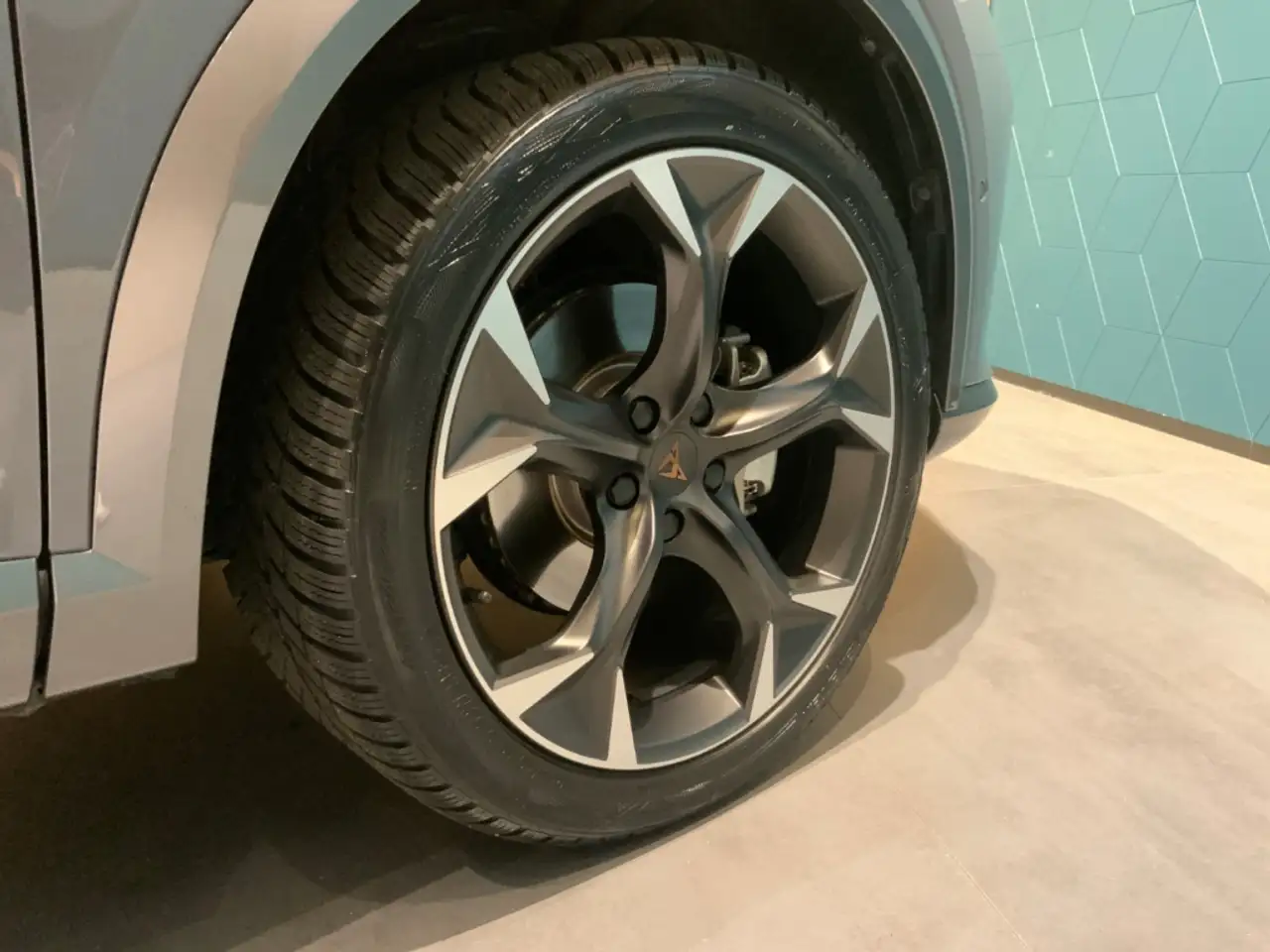 CUPRA Formentor 2.0TSI DSG 4Drive+ACC+Navi — Vehicle gallery 11