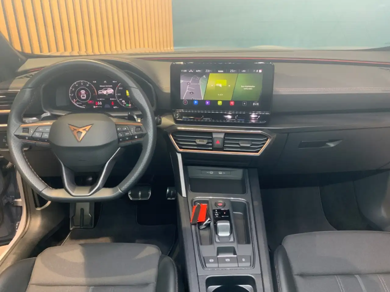 CUPRA Formentor 2.0TSI DSG 4Drive+ACC+Navi — Vehicle gallery 17