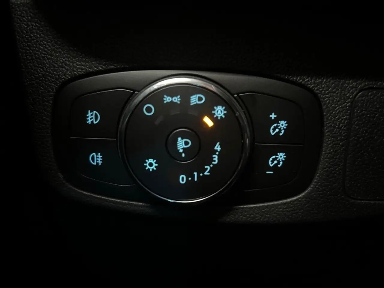 Ford Focus 1.0EcoB. MHEV Titanium X #iACC #Sync4 — معرض صور السيارة 18
