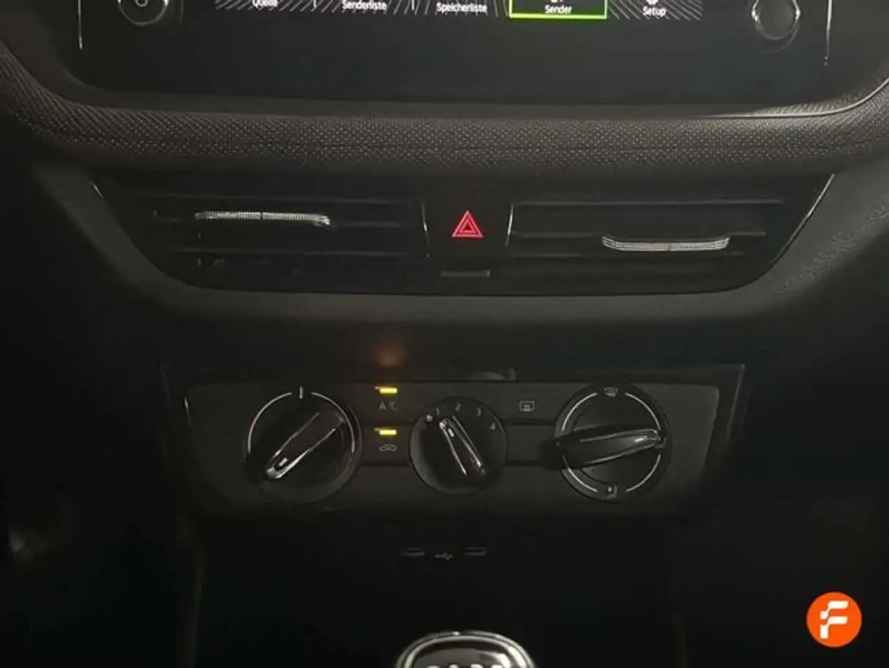 Skoda Fabia 1.0 TSI Selection 70kW — Galería del vehículo 21