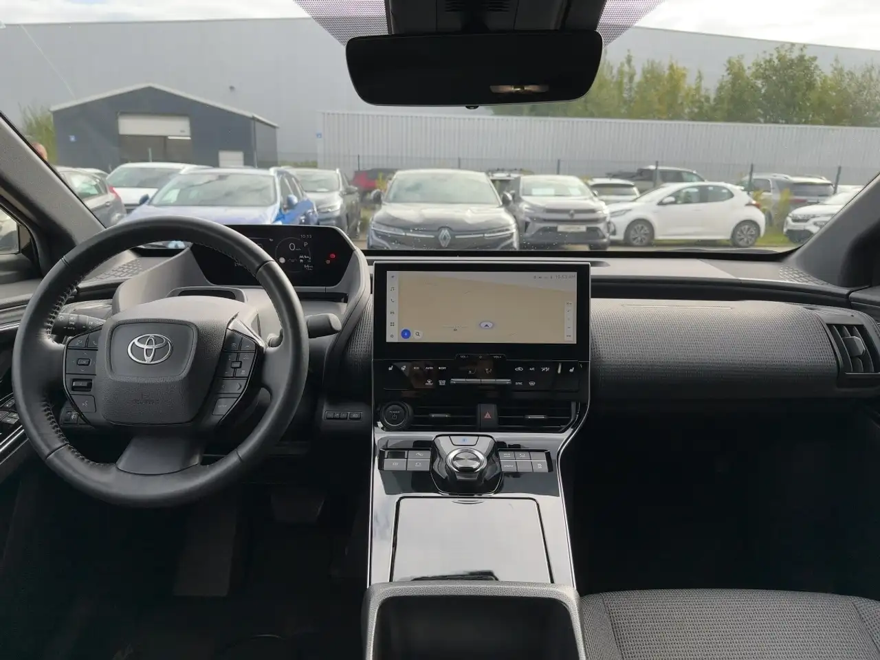Toyota bZ4X FWD *360° KAMERA*SHZ*CCS*LRHZ*NAVI*CARPLAY* — معرض صور السيارة 8
