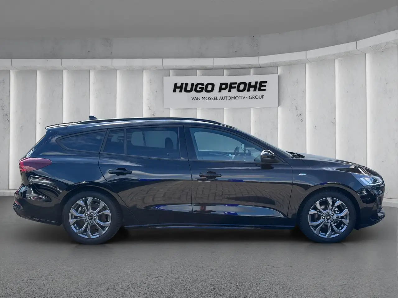 Ford Focus ST-Line X Turnier Aut.*AHK*ACC*HUD*KAM*NAVI*WINTER — معرض صور السيارة 6