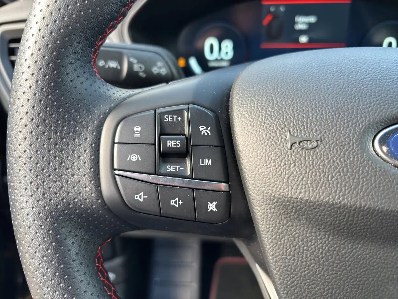 Ford Focus ST-Line X Turnier Aut.*AHK*ACC*HUD*KAM*NAVI*WINTER — معرض صور السيارة 20