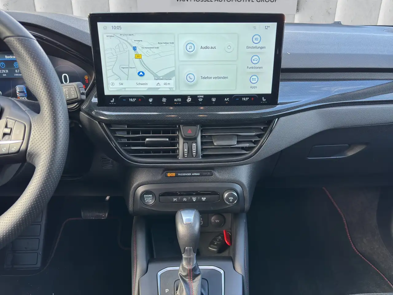 Ford Focus ST-Line X Turnier Aut.*AHK*ACC*HUD*KAM*NAVI*WINTER — معرض صور السيارة 14