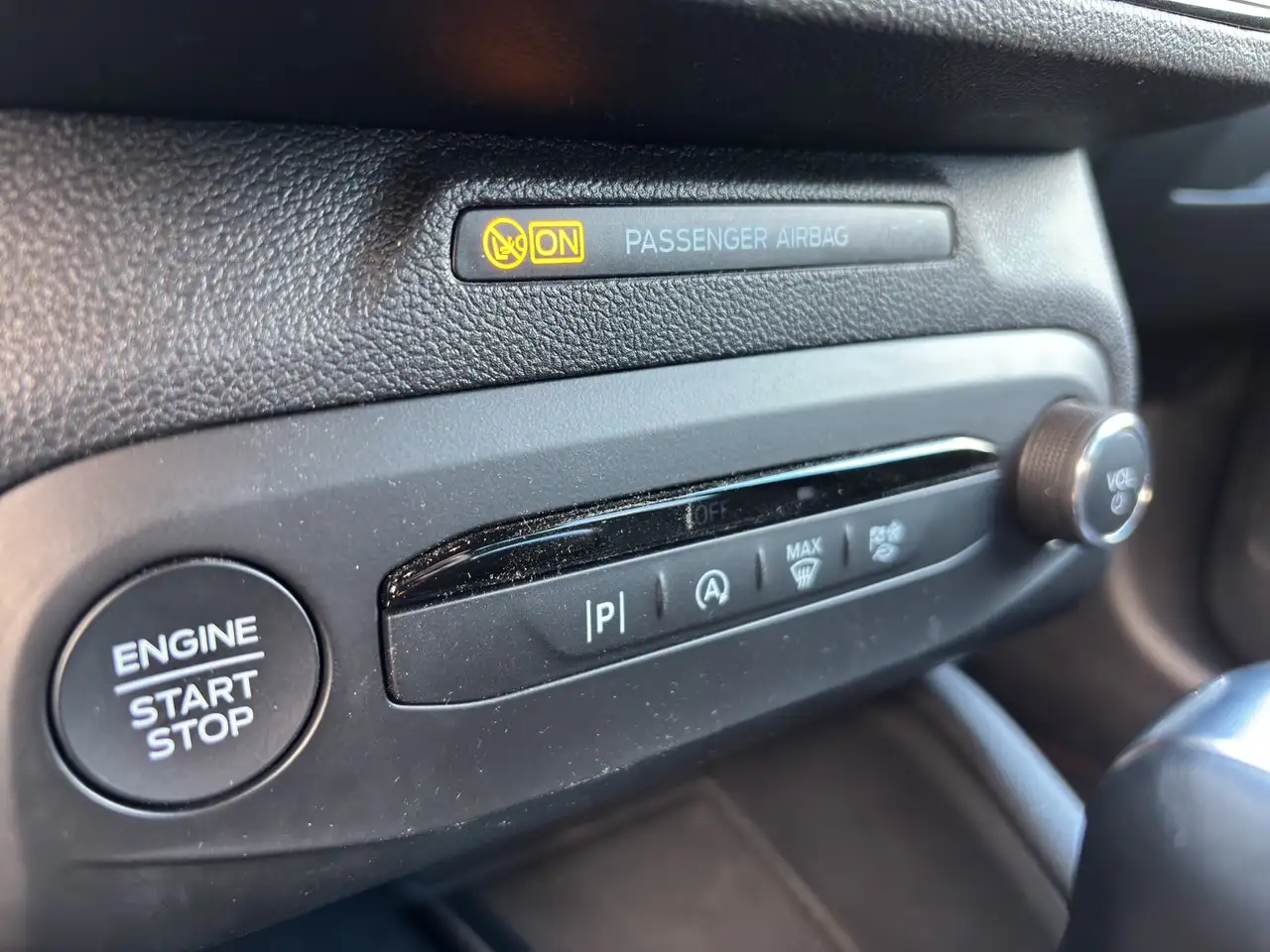 Ford Focus ST-Line X Turnier Aut.*AHK*ACC*HUD*KAM*NAVI*WINTER — معرض صور السيارة 23