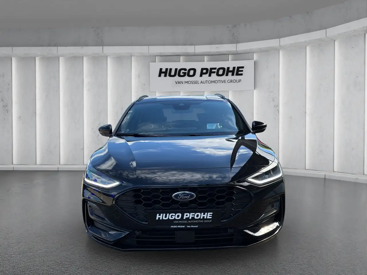Ford Focus ST-Line X Turnier Aut.*AHK*ACC*HUD*KAM*NAVI*WINTER — معرض صور السيارة 8