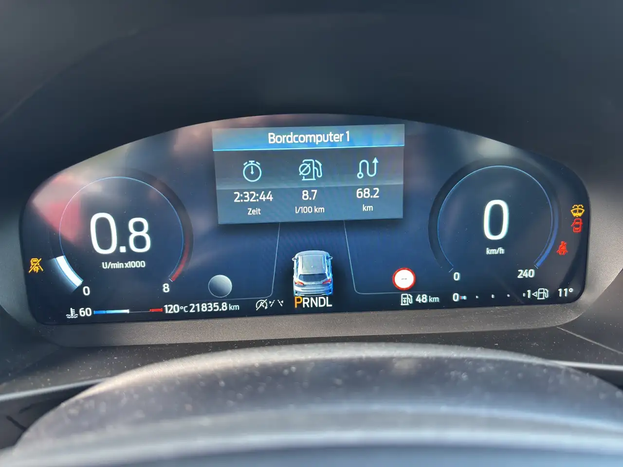 Ford Focus ST-Line X Turnier Aut.*AHK*ACC*HUD*KAM*NAVI*WINTER — معرض صور السيارة 25