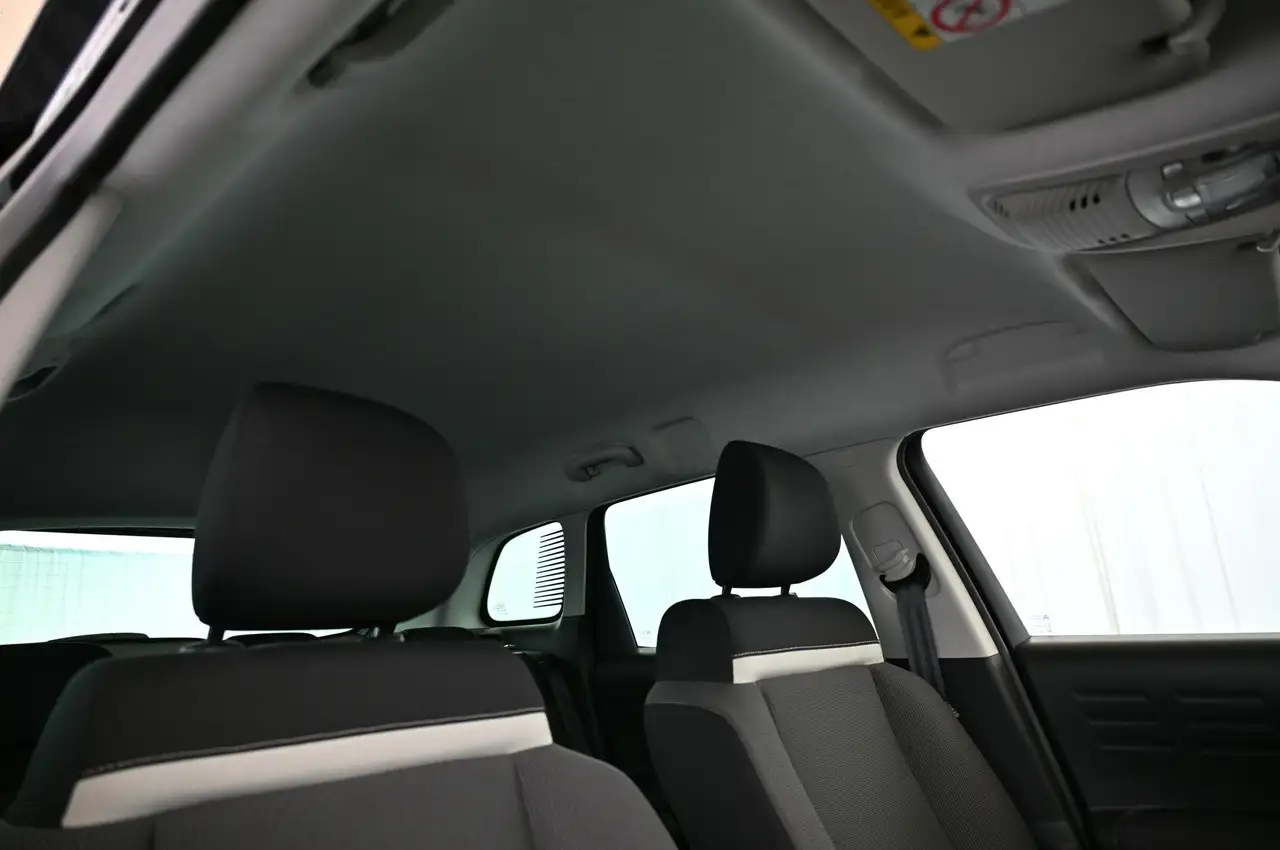 Citroen C3 Aircross 1.2 PT 110 PLUS LED/NAV/GRIP-CONTROL/16 — Galería del vehículo 27