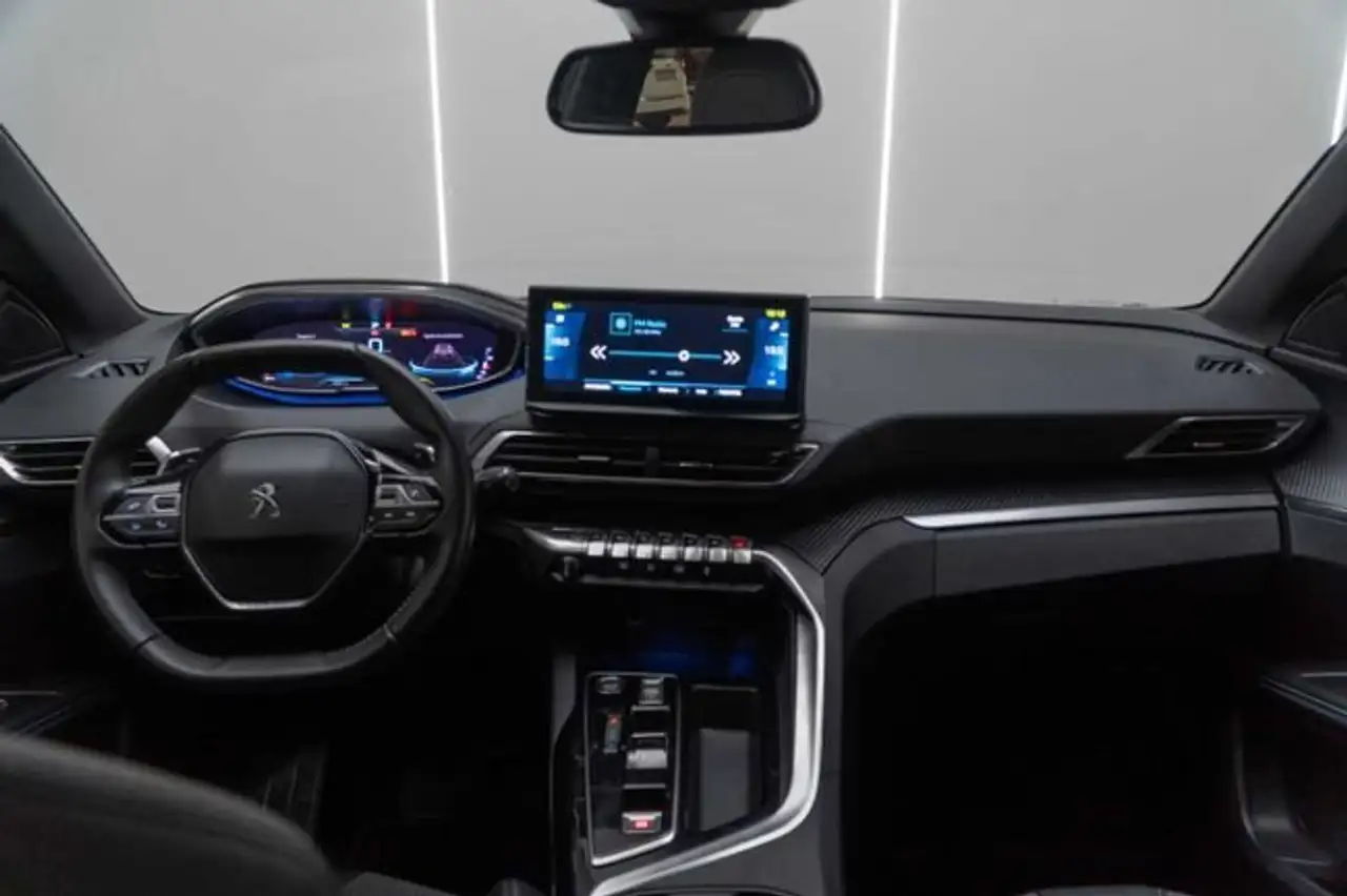 Peugeot 3008 allure pack phev 1.6 180cv eat8 — Vehicle gallery 20