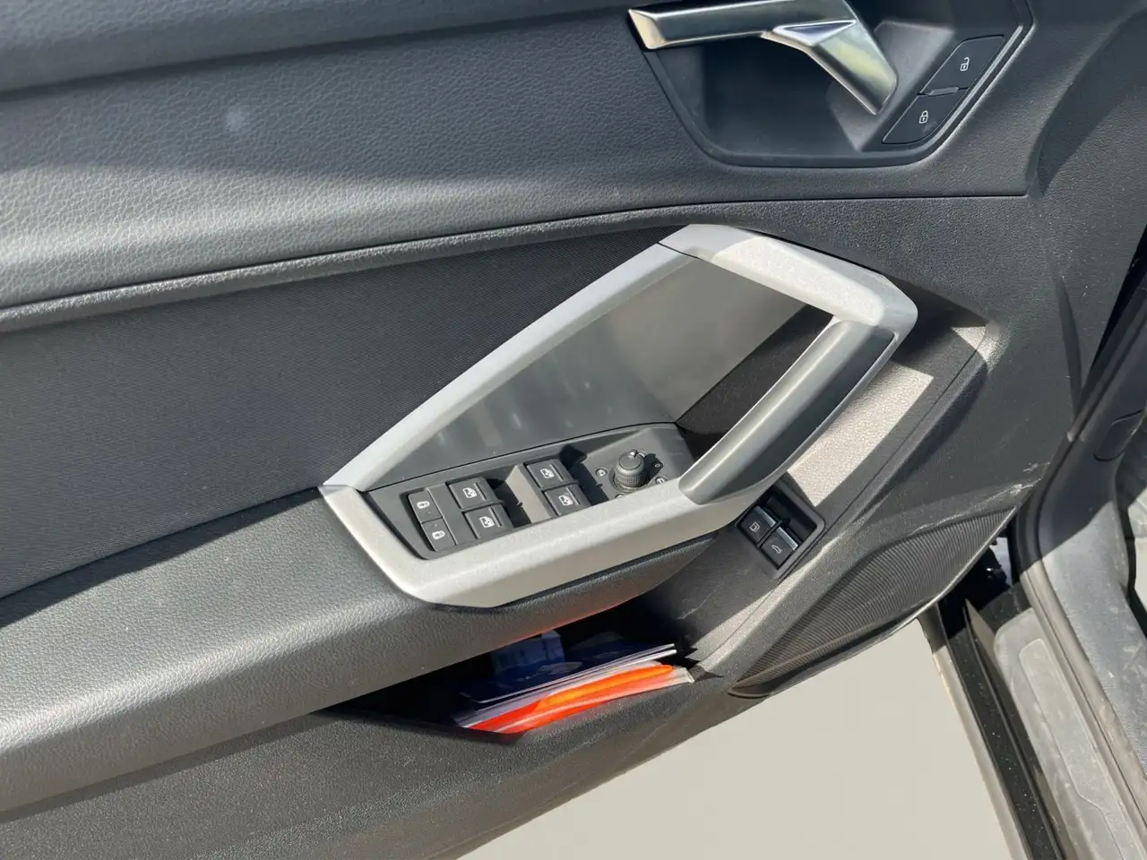 Audi Q3 45 TFSIe 245 PS S tronic — Vehicle gallery 12