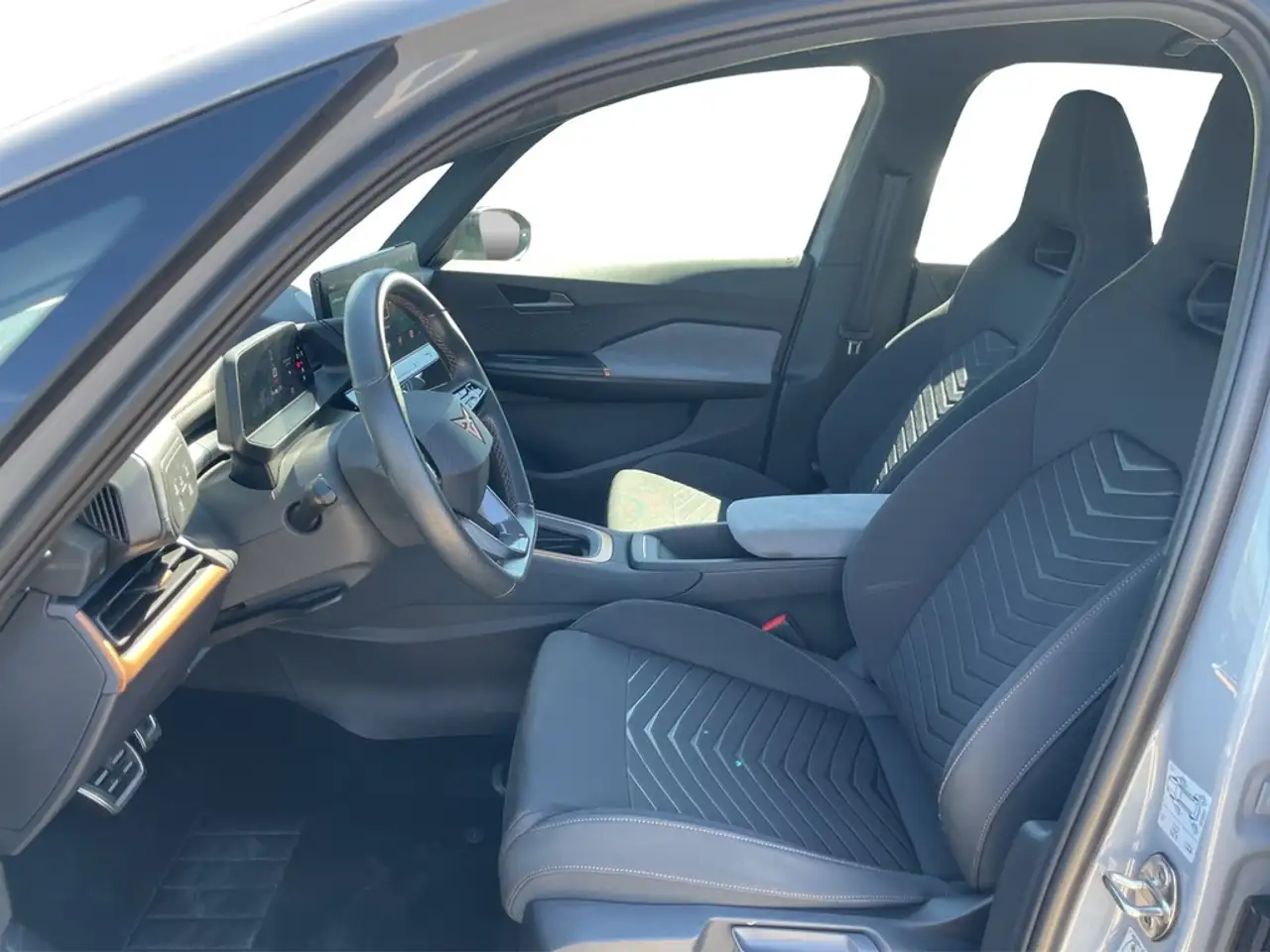 CUPRA Born 58 kwh LED*CARPLAY*PDC*DAB*BLUETOOTH*18" — Vehicle gallery 14