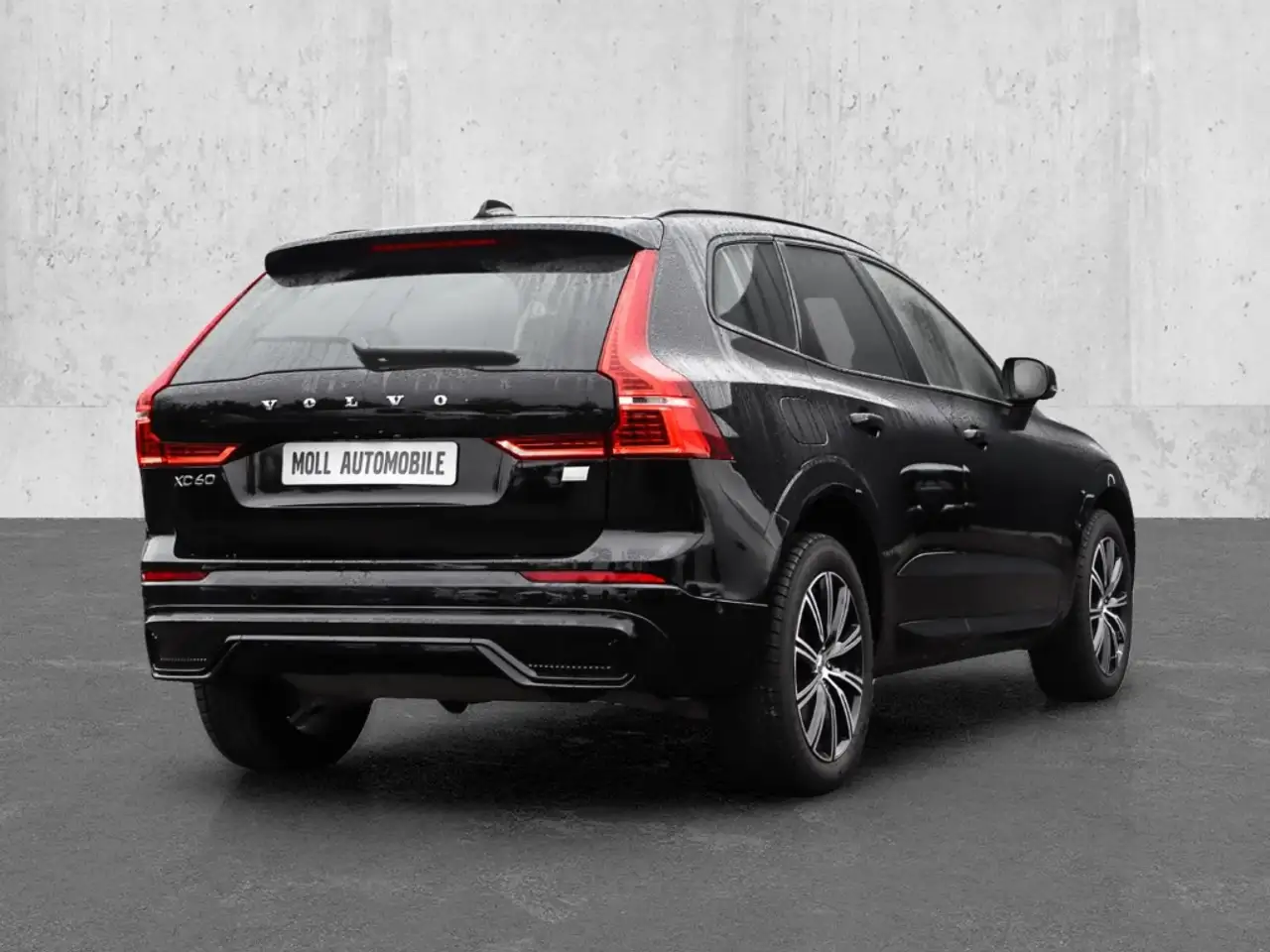 Volvo XC60 Plus Dark Recharge Plug-In Hybrid AWD T8 Twin Engi — Galerie du véhicule 2