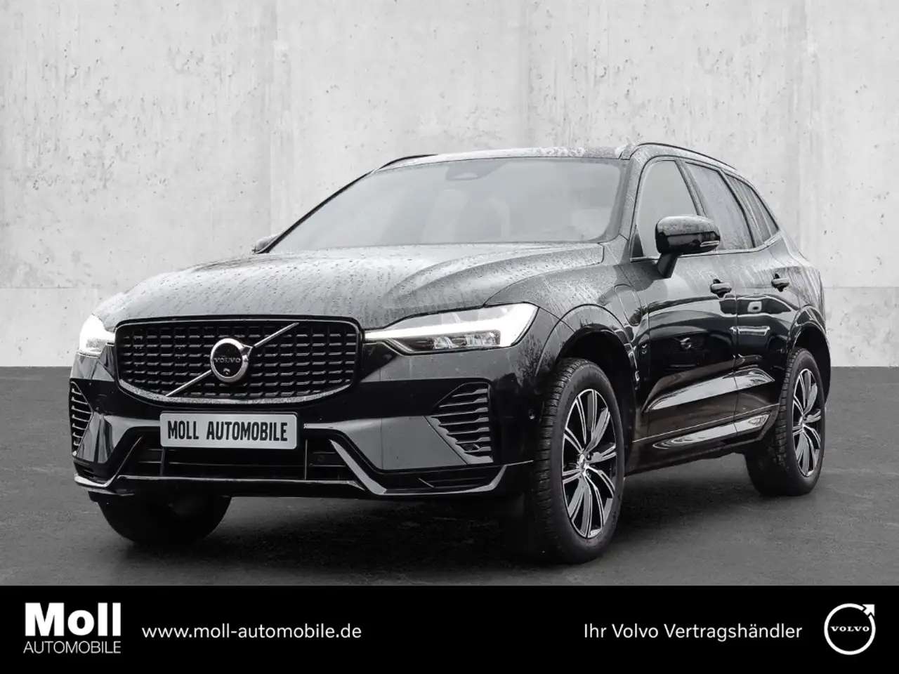 Volvo XC60 Plus Dark Recharge Plug-In Hybrid AWD T8 Twin Engi — Bergheim