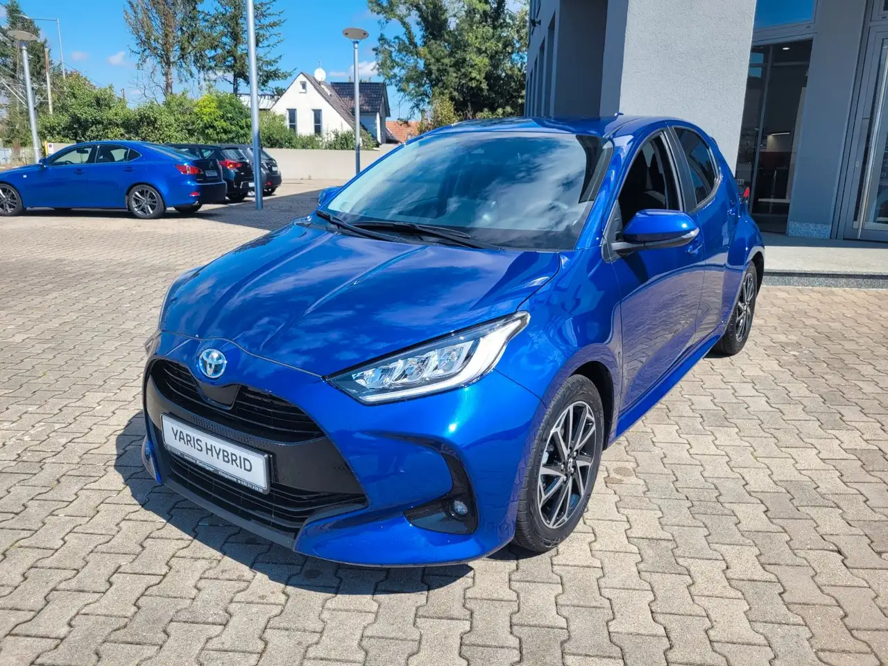Toyota Yaris 1.5l Hybrid Comfort*PDCv+h, RFK, SHZ,Alu* — Königsbrunn