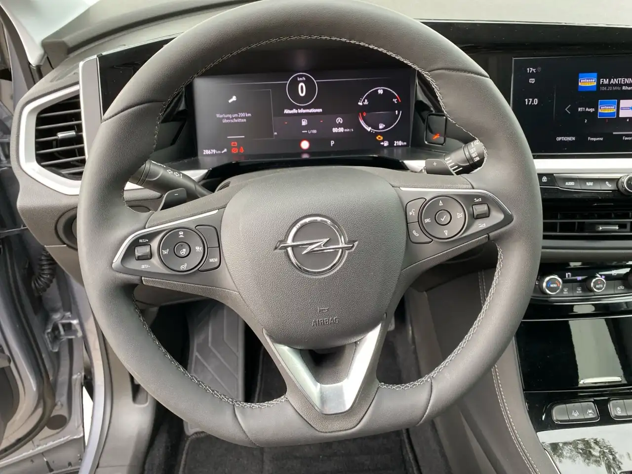 Opel Grandland 1.2 GS Line Klima Rückfahrkamera LED — Galerie du véhicule 14