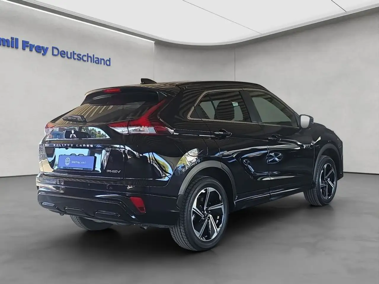 Mitsubishi Eclipse Cross Plug-In Hybrid 4WD Plus — Galerie du véhicule 6