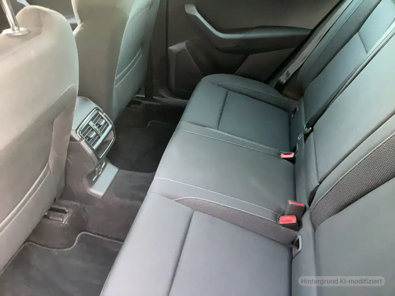 Skoda Karoq 1.5 TSI DSG Selection — Galerie du véhicule 13